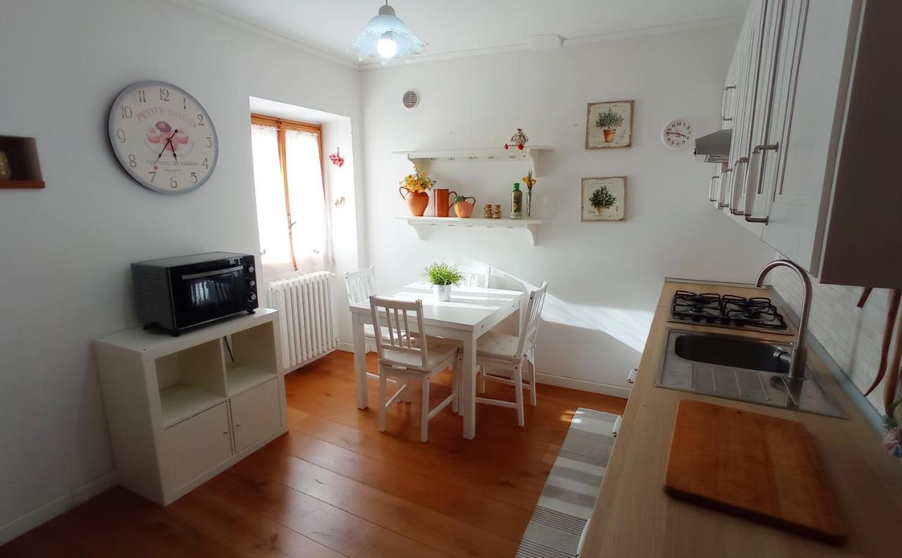La Casa Ai Pozzi Lägenhet Rieti Exteriör bild